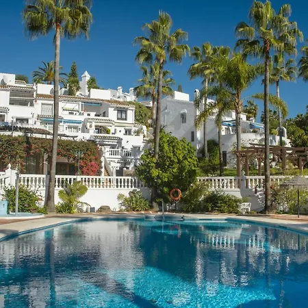 Rabat 2 Oasis Nerja